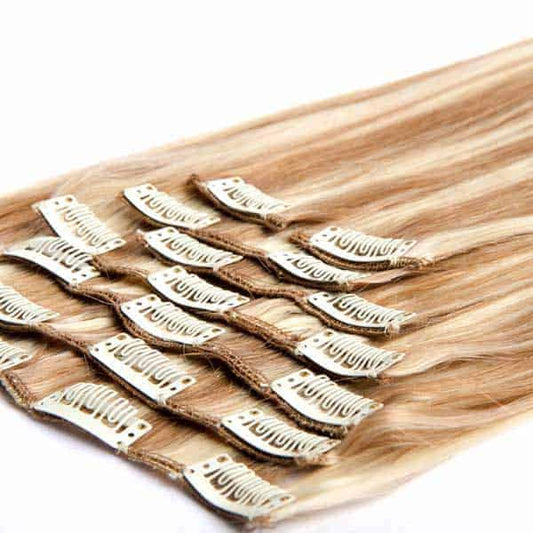 extensiones de clip con mechas rubias